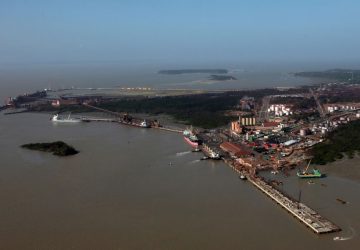 Santos Brasil obtém autorização para operar terminal de granéis líquidos no Porto do Itaqui