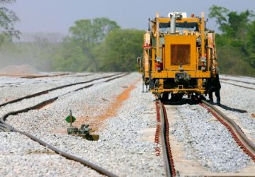 Obras da Ferrovia de Integração Centro-Oeste avançam e são vistoriadas pelo MInfra