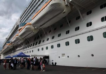 Mais um navio de passageiros estreia no Porto de Santos