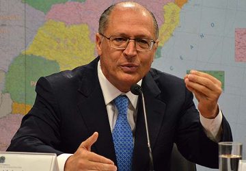 Reindustrialização do país é prioridade do MDIC, afirma Geraldo Alckmin
