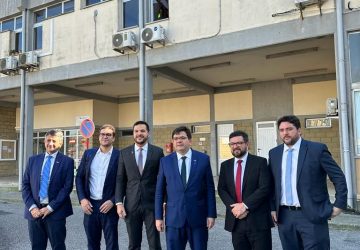 Rafael Fonteles conhece experiência portuguesa de formação para atividades marítimas e projeta operação do Porto de Luís Correia