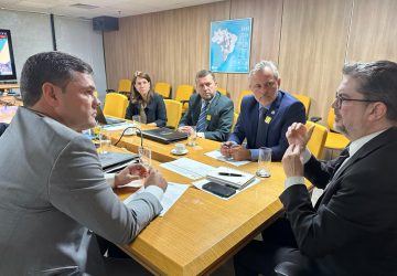 Estado e governo federal discutem investimentos em portos de Santa Catarina