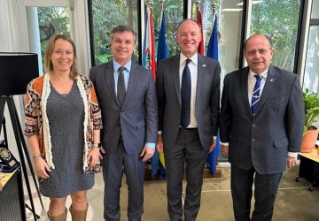 Diretores da ANTAQ debatem transição energética com membros da embaixada da Holanda