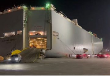 Porto de Itajaí recebe dois navios Roll-On/Roll-Off no Cais Público