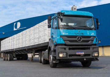 Veículo autônomo é testado na movimentação de cargas no Portocel, em Aracruz