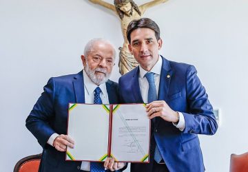 Porto de Santos não será privatizado, mas pode ter PPPs, diz ministro