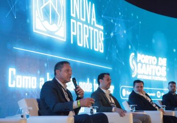 Santos planeja soluções tecnológicas para atividades portuárias