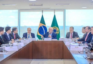 Em reunião ministerial com presidente Lula, ministro Silvio Costa Filho apresenta ações e investimentos do MPOr