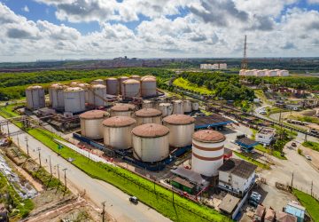 Santos Brasil completa um ano de operações em Itaqui (MA) e dá início à construção de seu terceiro terminal de granéis líquidos