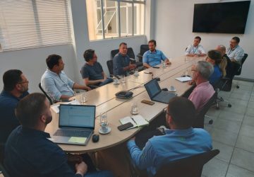 Superintendência do Porto de Itajaí realiza reunião com operadora SC Portos e empresas especializadas em sistema de software portuário