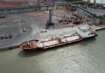 Porto do Itaqui consolida posição como hub logístico com nova operação de 12 mil toneladas de alumínio