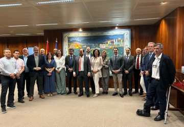 Investimentos no Porto de Santos são divulgados em missão na Espanha