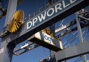 APS estabelece isenção tarifária para navios com cargas humanitárias e donativos destinados ao RS