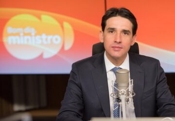 Portos terão investimentos estrangeiros de R$ 25 bi, diz ministro