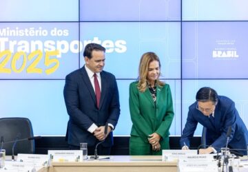 Brasil e China firmam parceria estratégica para integração ferroviária continental