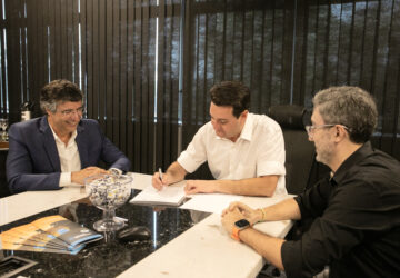 Governo assina contrato do PAR14 e empresa investirá R$ 1,2 bilhão no Porto de Paranaguá