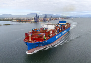 Porto de Paranaguá divulga ampliação de calado para navios porta-contêineres