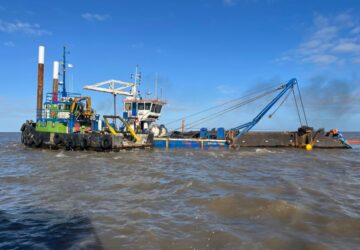 Portos RS avança na dragagem de manutenção de canais estratégicos com frentes ativas no Guaíba e no litoral sul