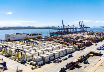 Porto de Paranaguá responde por quase 50% das exportações brasileiras de frango